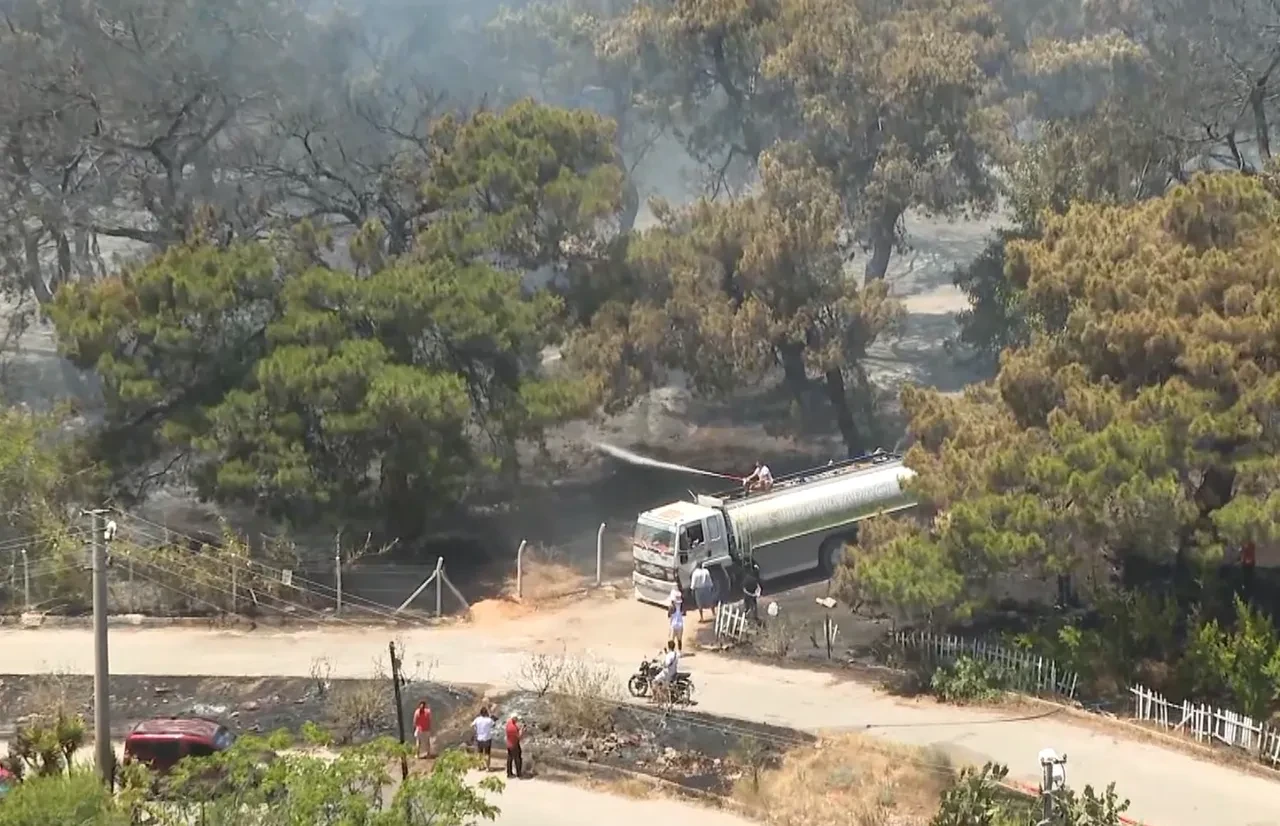 Antalya Muratpaşa yangını son dakika söndürüldü mü? Bölgeye çok sayıda ekip gönderildi