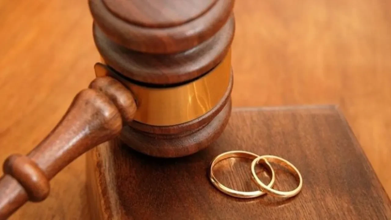 Boşanma davaları adli tatilde görülecek mi? Adli tatil günleri belli oldu