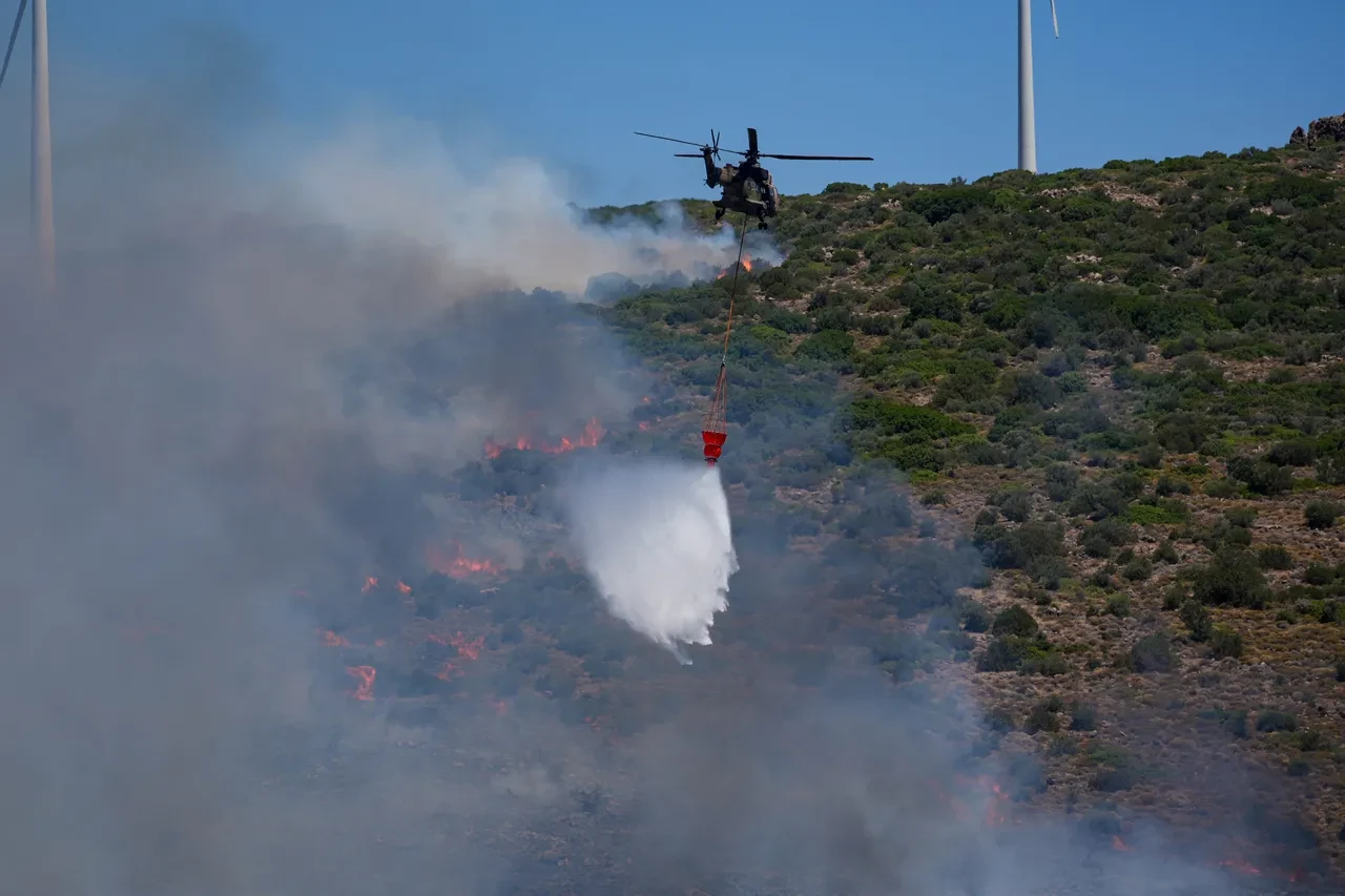 Çeşme ve Ödemiş'te orman yangını! Köy ve mahalleler tahliye edildi: Bölgede anonslar yapılıyor