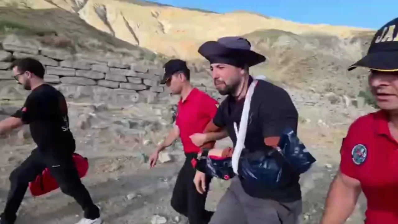 Havada korku dolu anlar! Paraşütle sert düşüş 
