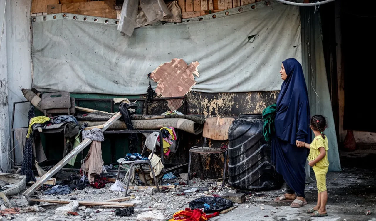 İsrail, Gazze'de yardım bekleyen Filistinlileri katletti