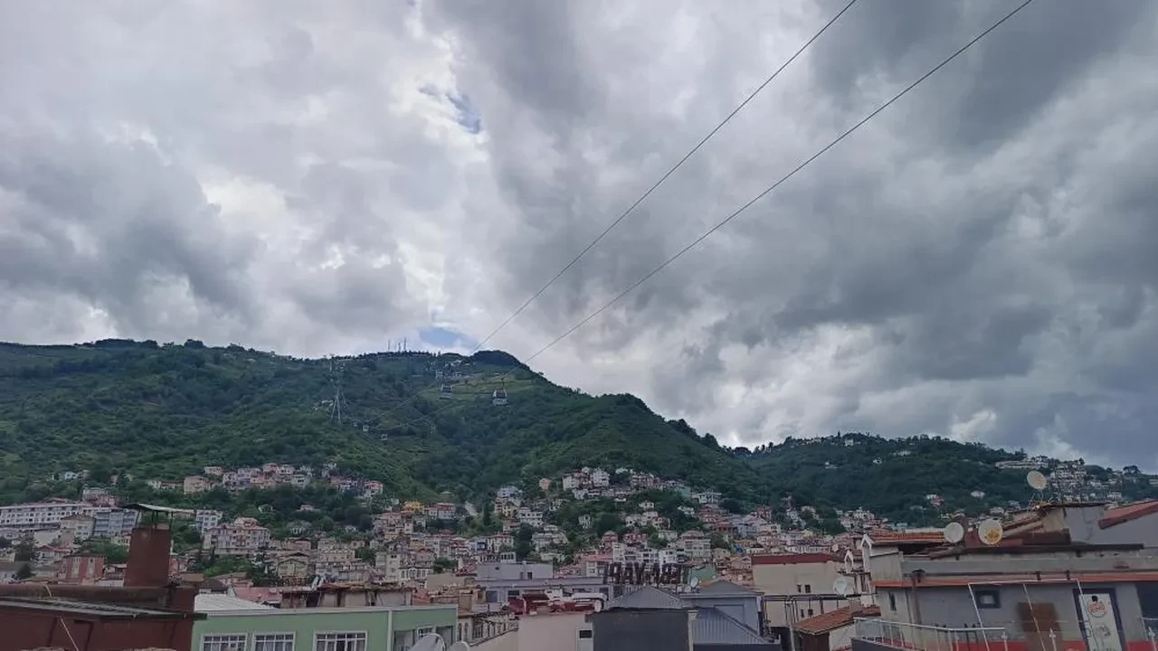 Karadeniz'de 2 şehirde denize girmek yasaklandı!