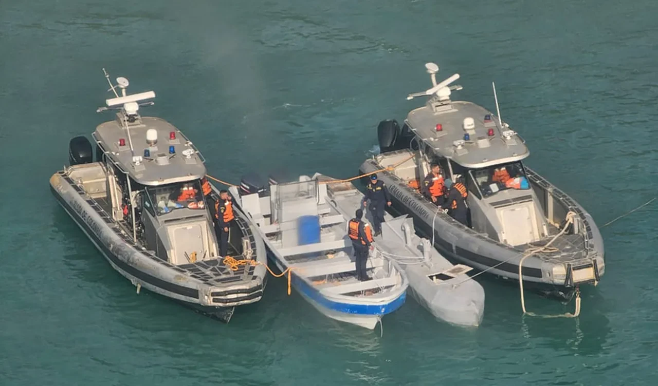 Karteller artık uyuşturucu kaçakçılığını yüksek teknolojiyle yapıyor! Denizaltılar yakın markajda