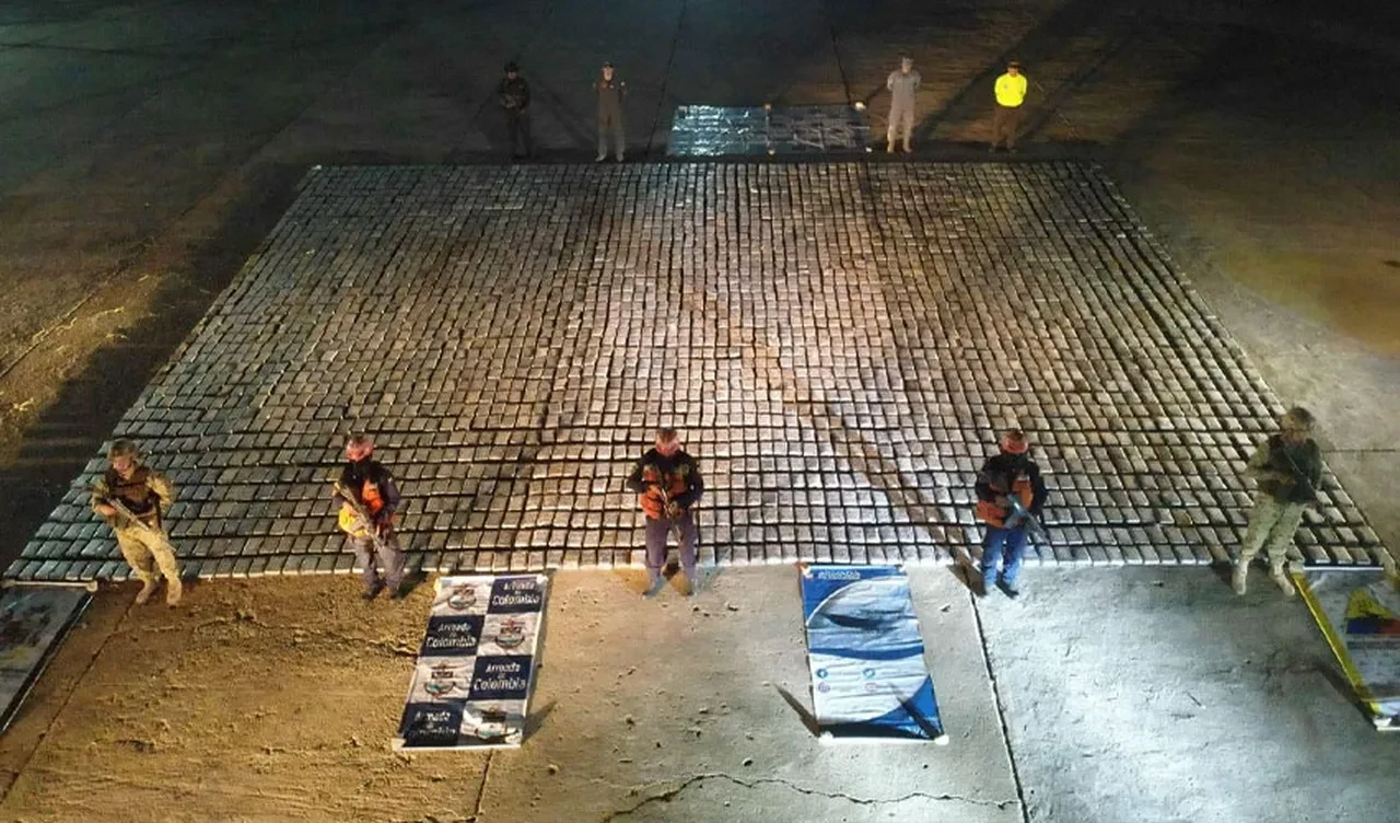 Karteller artık uyuşturucu kaçakçılığını yüksek teknolojiyle yapıyor! Denizaltılar yakın markajda