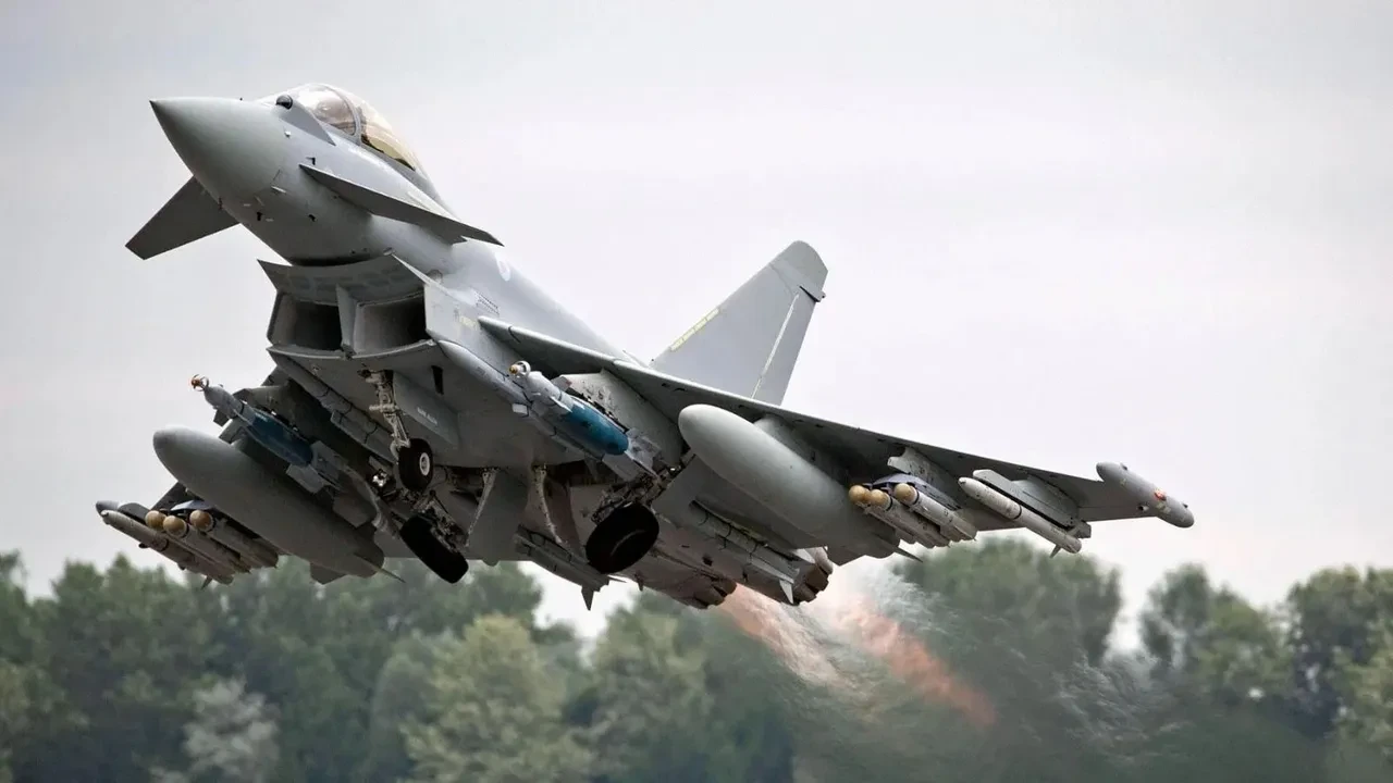Almanya'da Eurofighter savaş uçağı gelişmesi