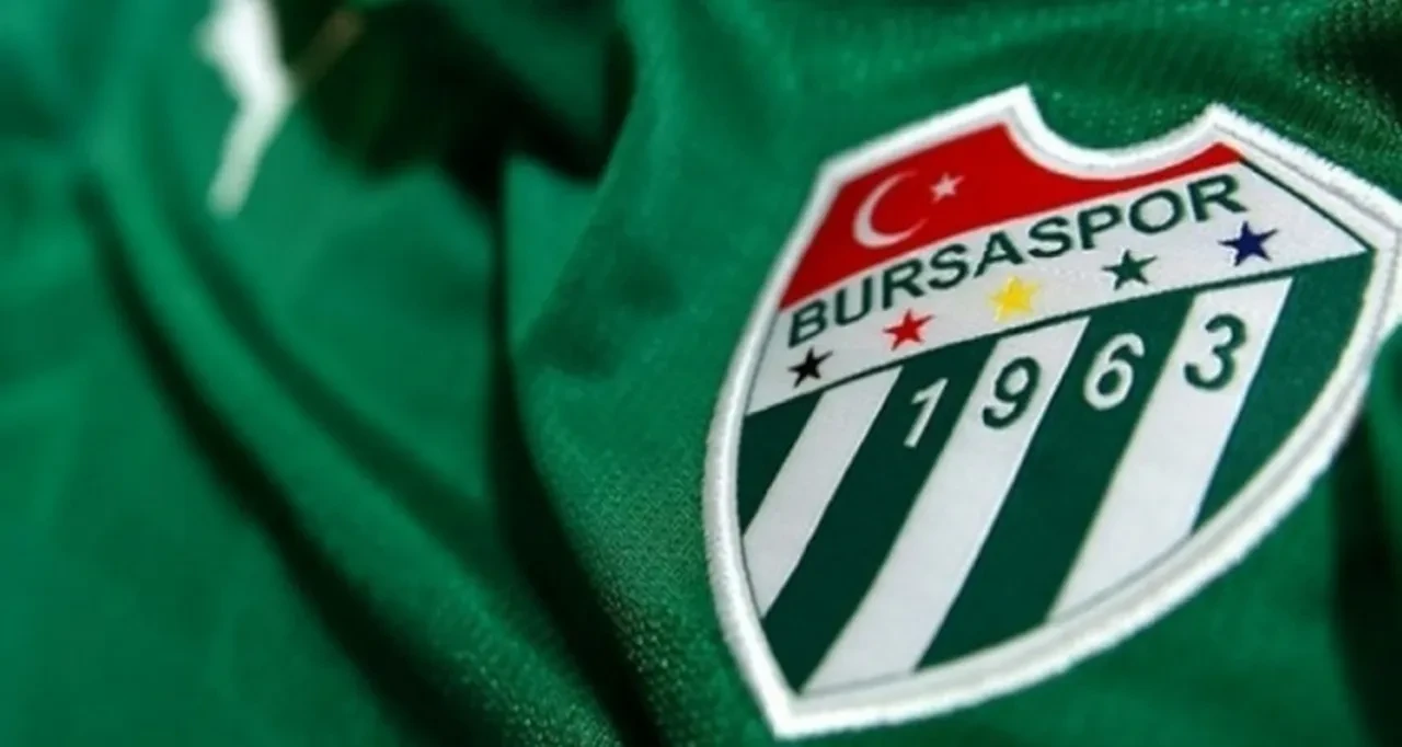 Bursaspor Paykan maçı neden durdu? Takımı sahadan çekti