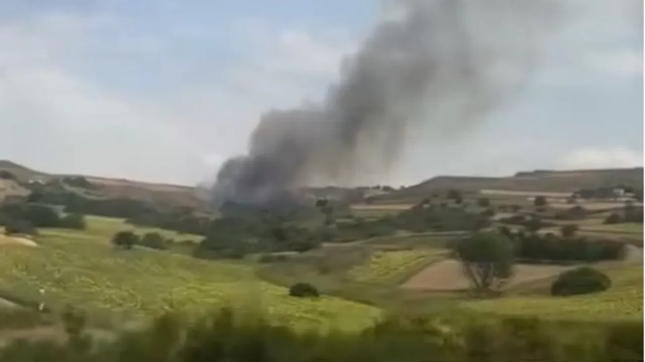Büyükçekmece'de otluk alanda yangın! Ekipler harekete geçti
