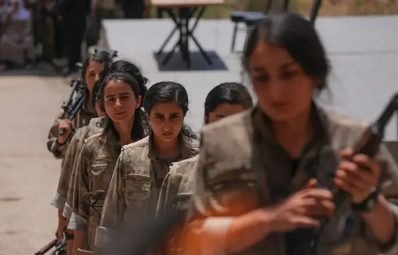 CHP lideri Özel'den komisyon açıklaması! 10 ismi yarın açıklayacaklar