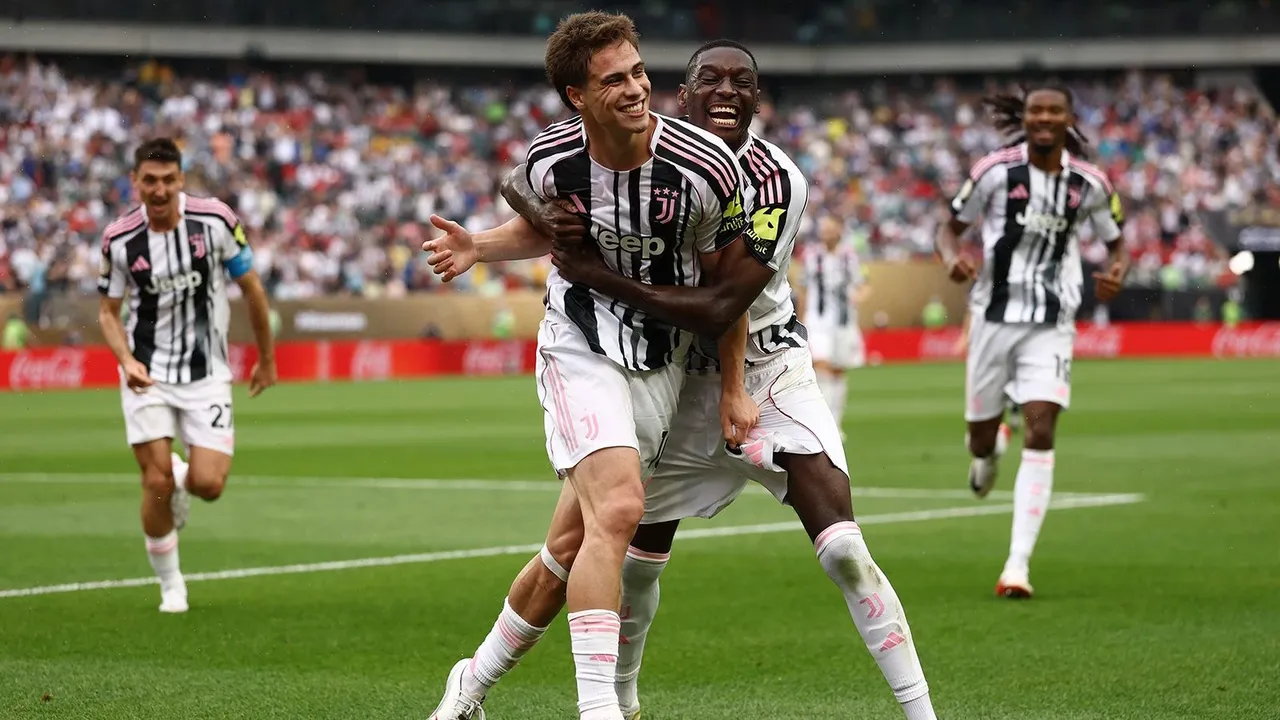 Dünya devlerinden Juventus'a teklif, Kenan Yıldız kararını verdi