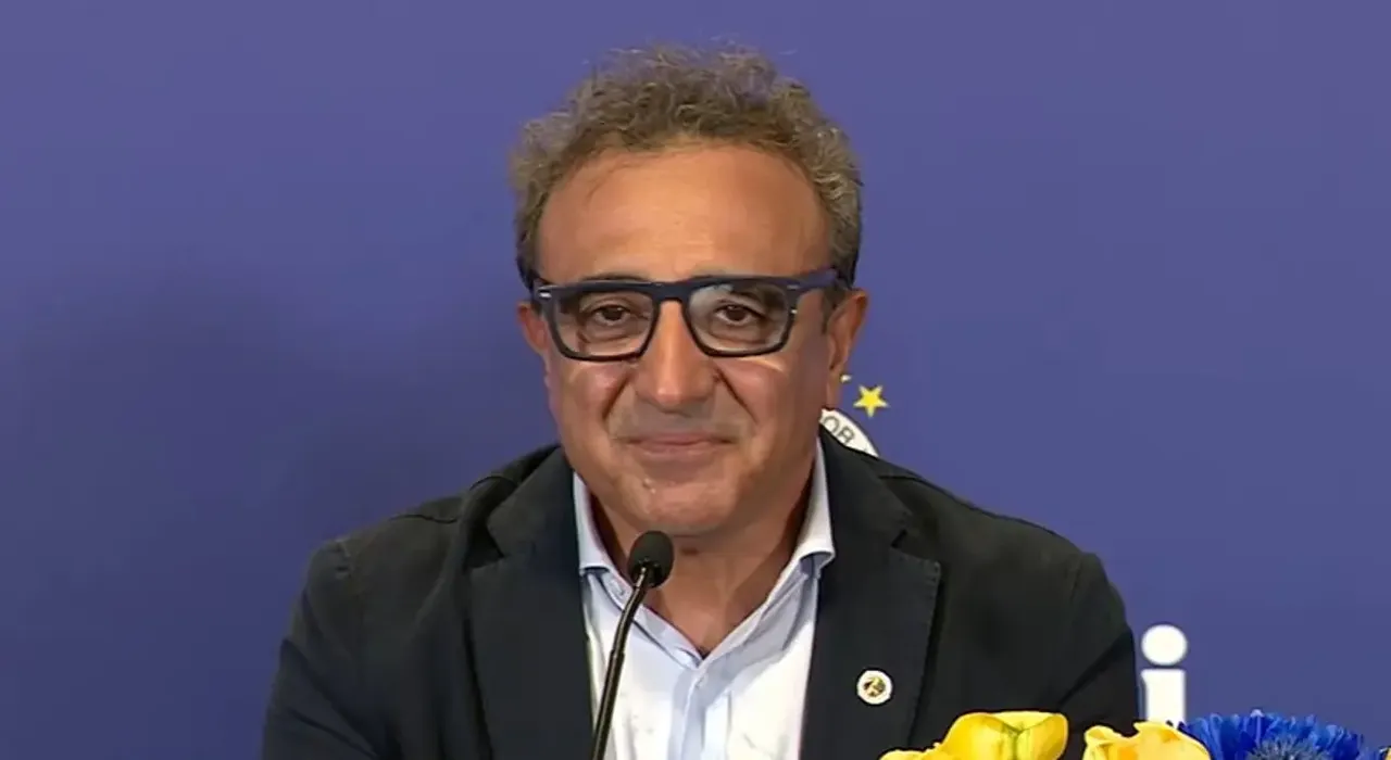 Fenerbahçe imzayı attı! Ali Koç'tan transfer açıklaması: 'Bugün bile bir şeyler olabilir'