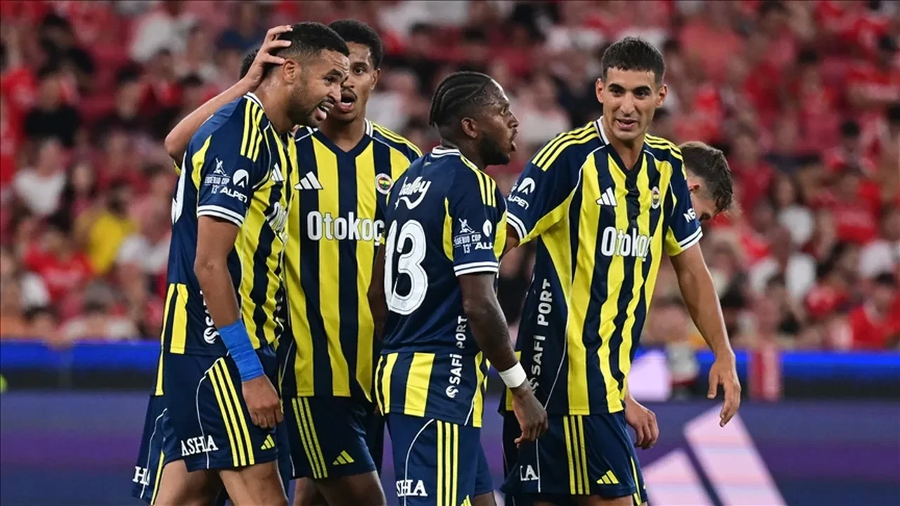 Fenerbahçe Lazio seyirci sayısı kaç? Satılan bilet sayısı ve maçın TV spikeri belli oldu