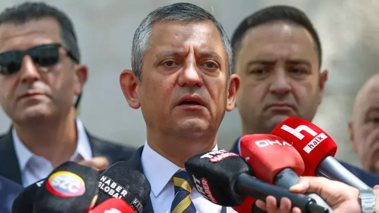 CHP lideri Özel'den komisyon açıklaması! 10 ismi yarın açıklayacaklar 