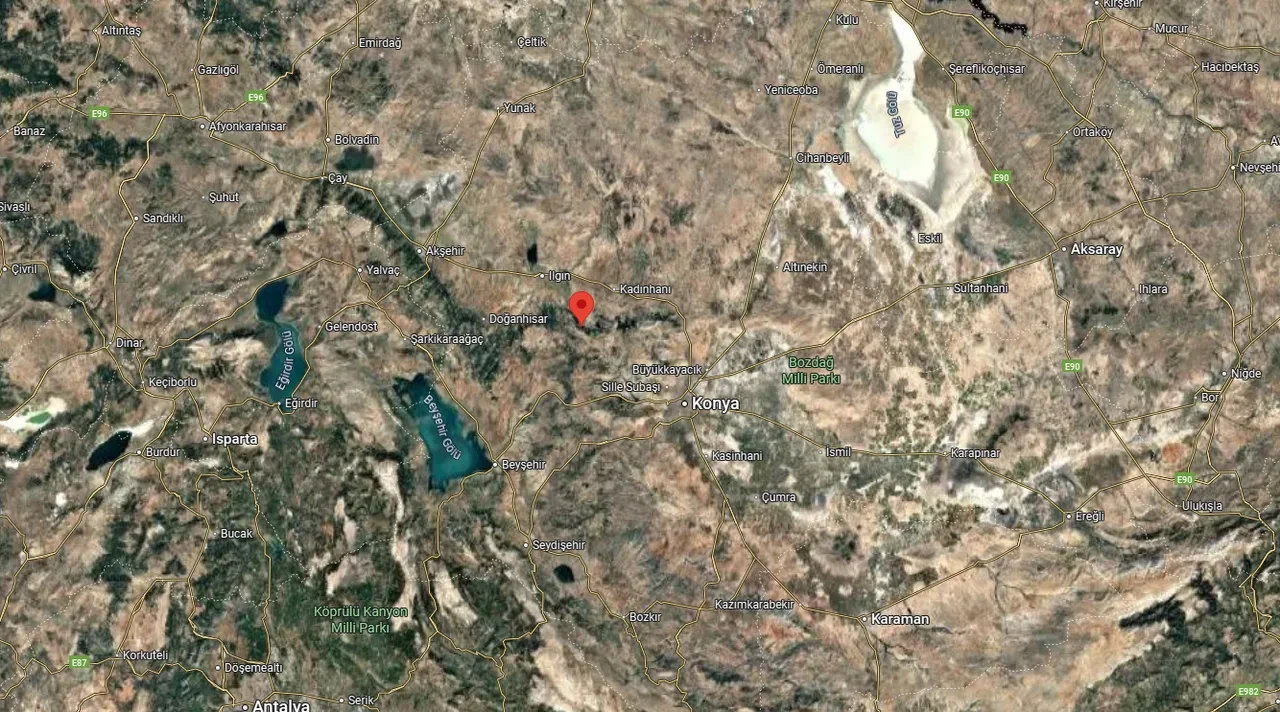 Konya'da deprem oldu! Çevre illerden de hissedildi