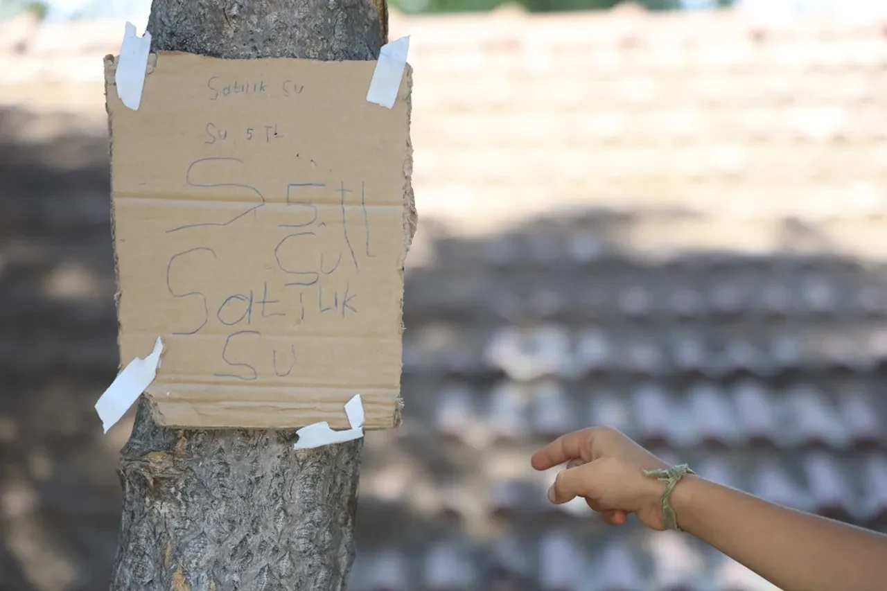  'Küçüksün' deyip sanayiye almadılar, hayalindeki bisiklete kavuşmak için bakın ne yaptı