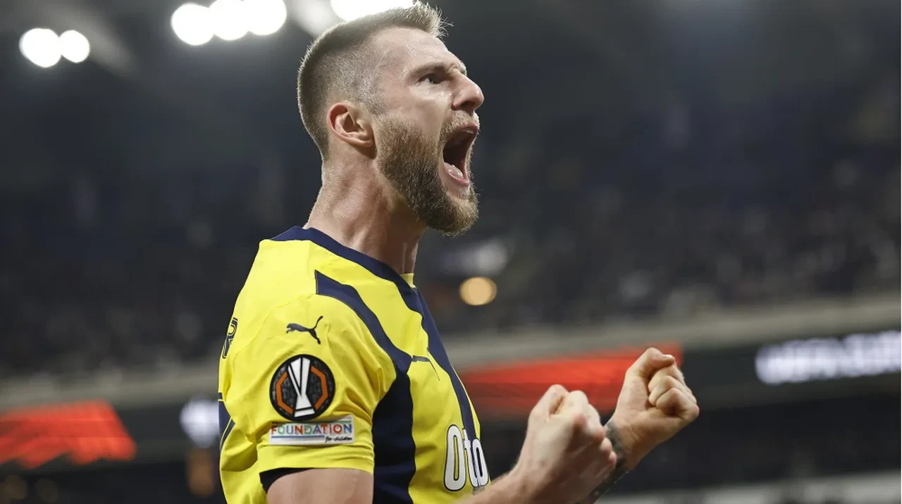 Milan Skriniar uçağı ne zaman, saat kaçta İstanbul'a gelecek netleşti! Skriniar uçak takip kodu gündemde