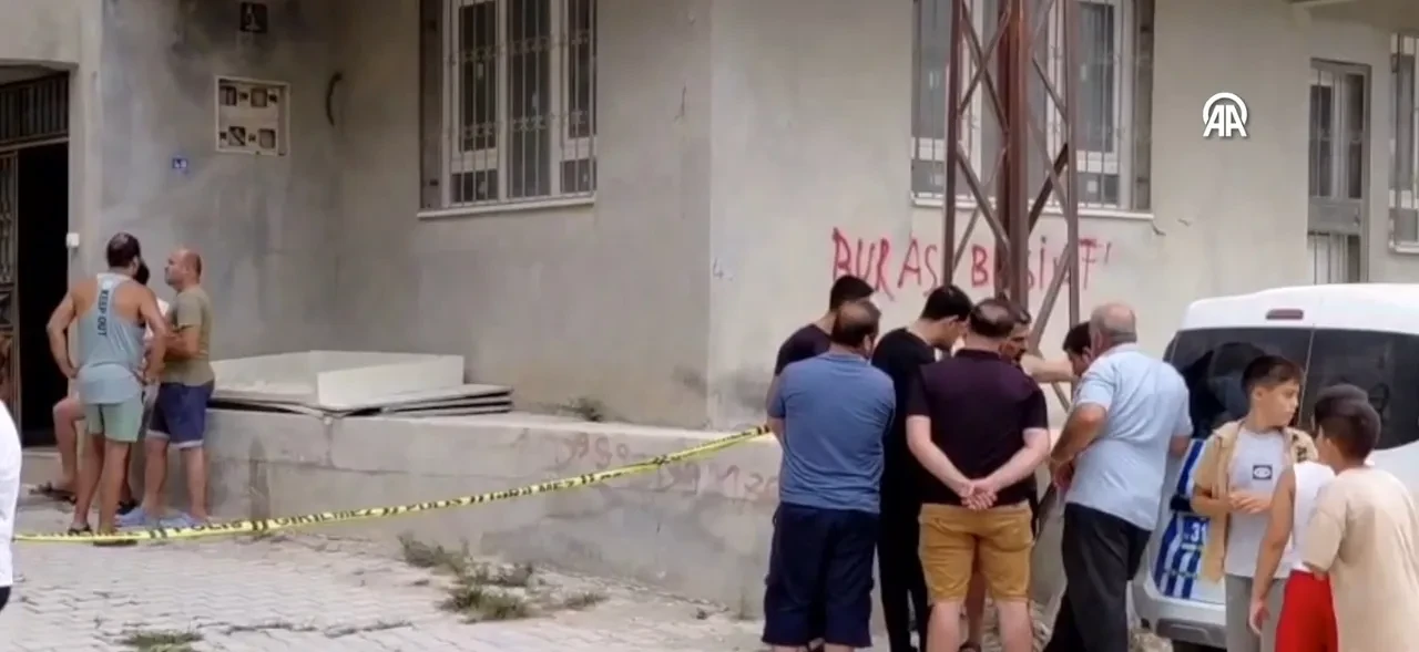 Silah sesi mahalleyi ayağa kaldırdı! Miras kavgası vahşetle sonuçlandı: Yengesini vurup, intihar etti