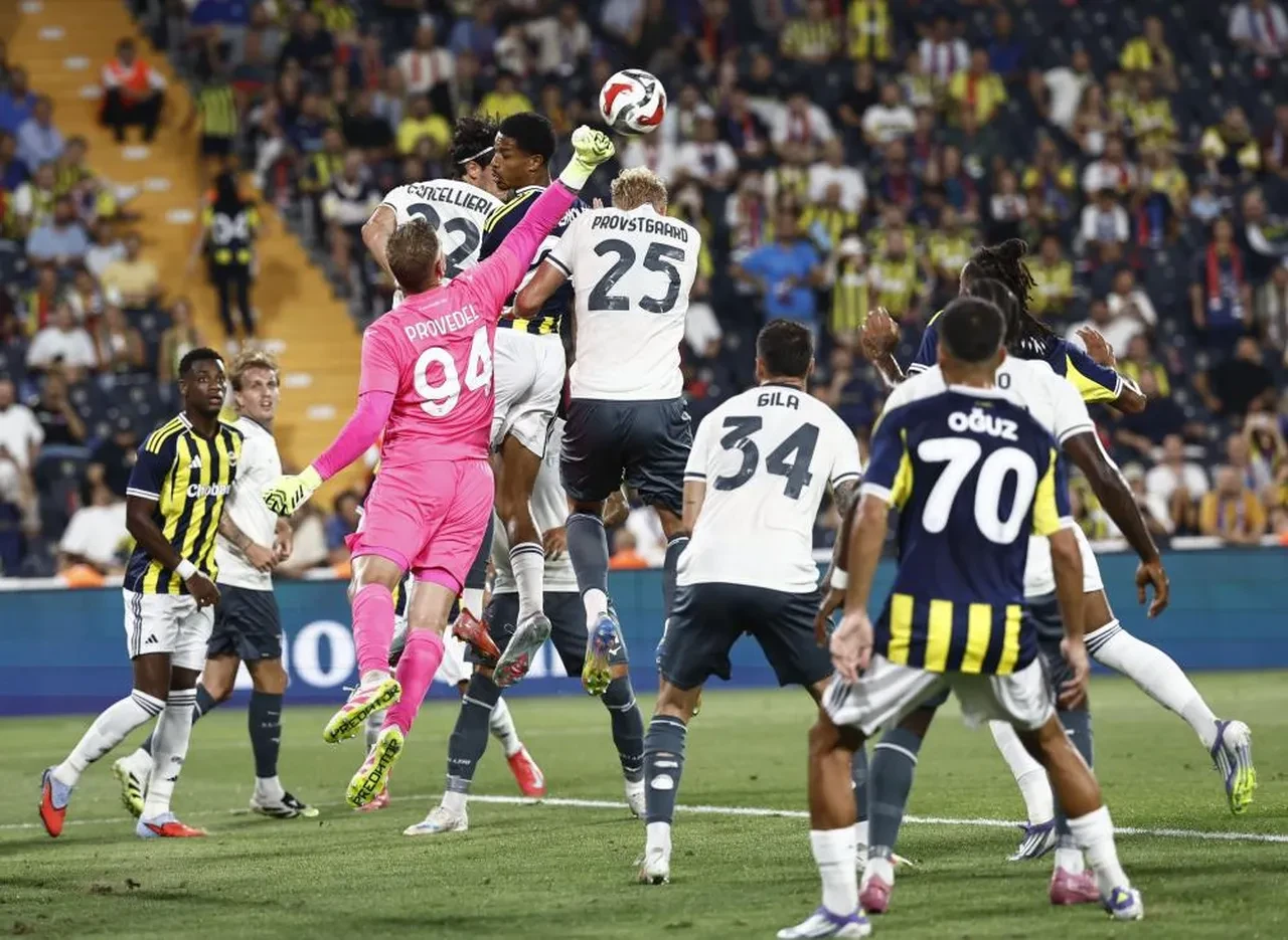 Mourinho'nun kanaryası son provasını geçti: Hedef Feyenoord!