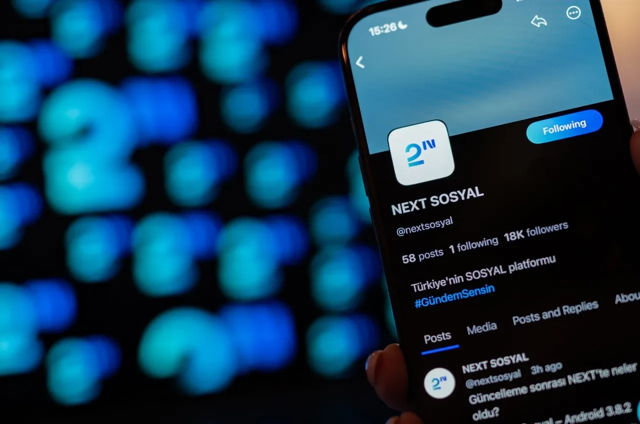 NeXT Sosyal uygulaması rekor kırmaya devam ediyor! Uzman isim tüm merak edilenleri cevapladı