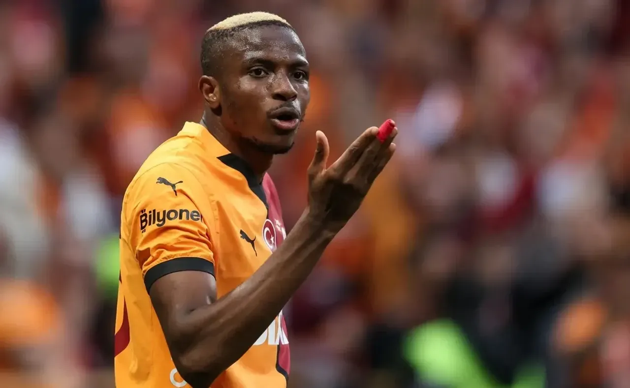 Osimhen uçağı ne zaman, saat kaçta İstanbul'a gelecek? Osimhen canlı takip kodu gündemde