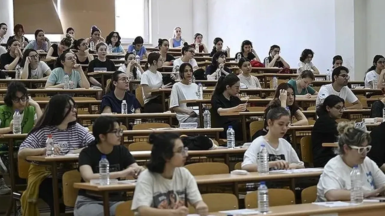 YKS tercih kılavuzu yayımlandı! ÖSYM duyurdu: İşte programlar ve kontenjanları...