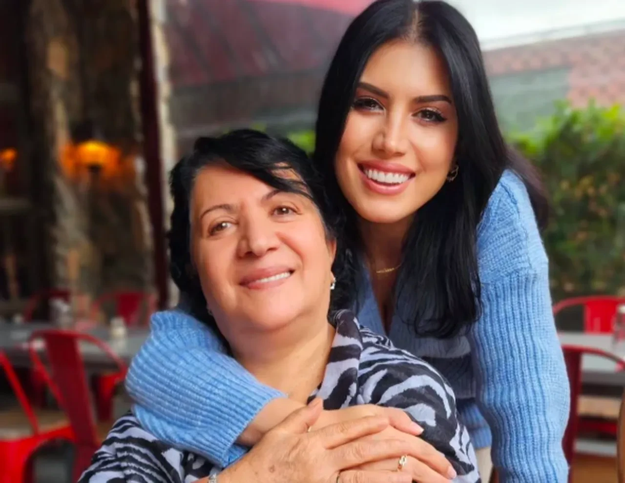 Özcan Deniz ile Ercan Deniz kavgasına kız kardeşleri Sibel Semerci de katıldı: Ölüm tehditlerinden korkmuyoruz