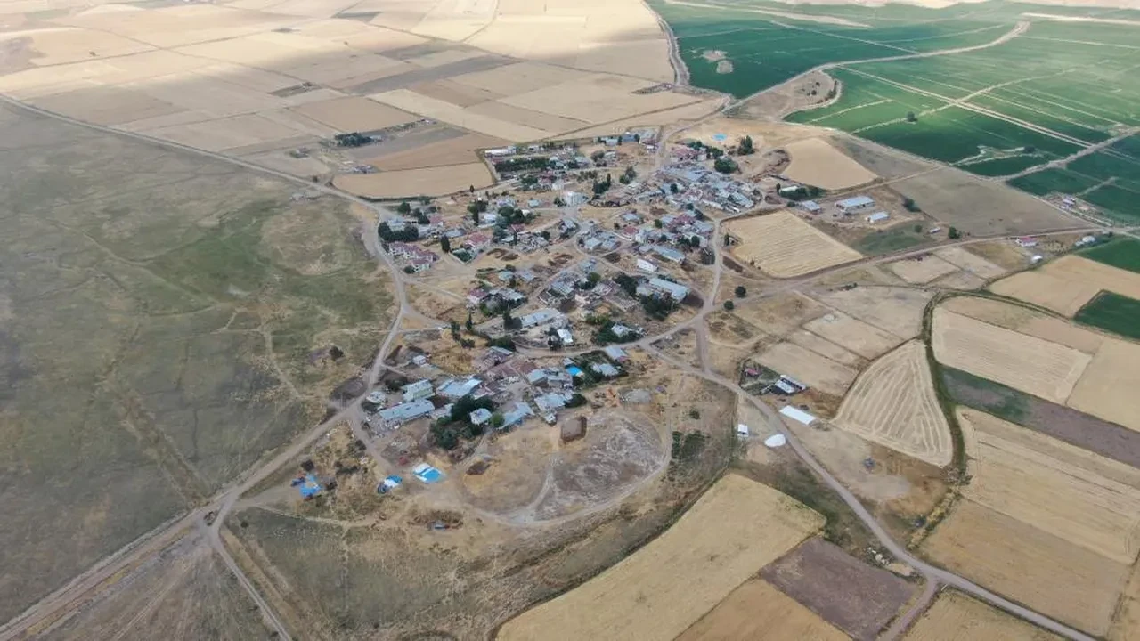 Sahibinden satılık 200 yıllık kilise! Geçen yıl 16 milyon istiyorlardı, bu yıl 100 milyona çıktı