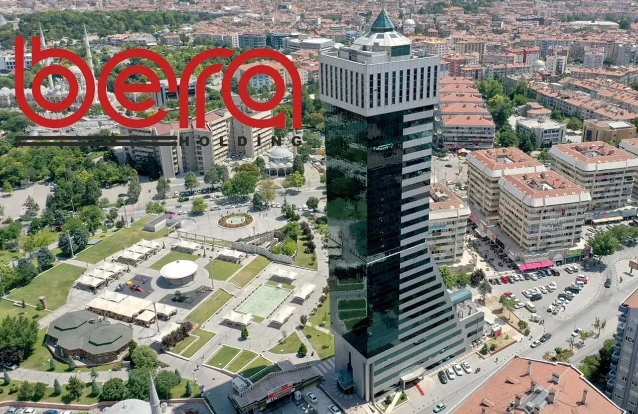 Savunma sanayisinde yeni hamle: 8x8 zırhlı kurtarıcı için anlaşıldı