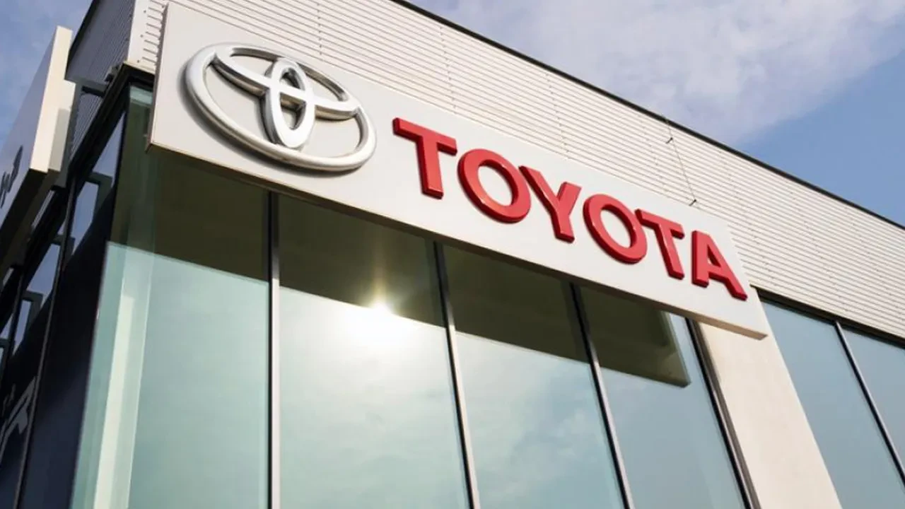 Trump vurdu ama yıkamadı: Toyota’dan tarihi rekor