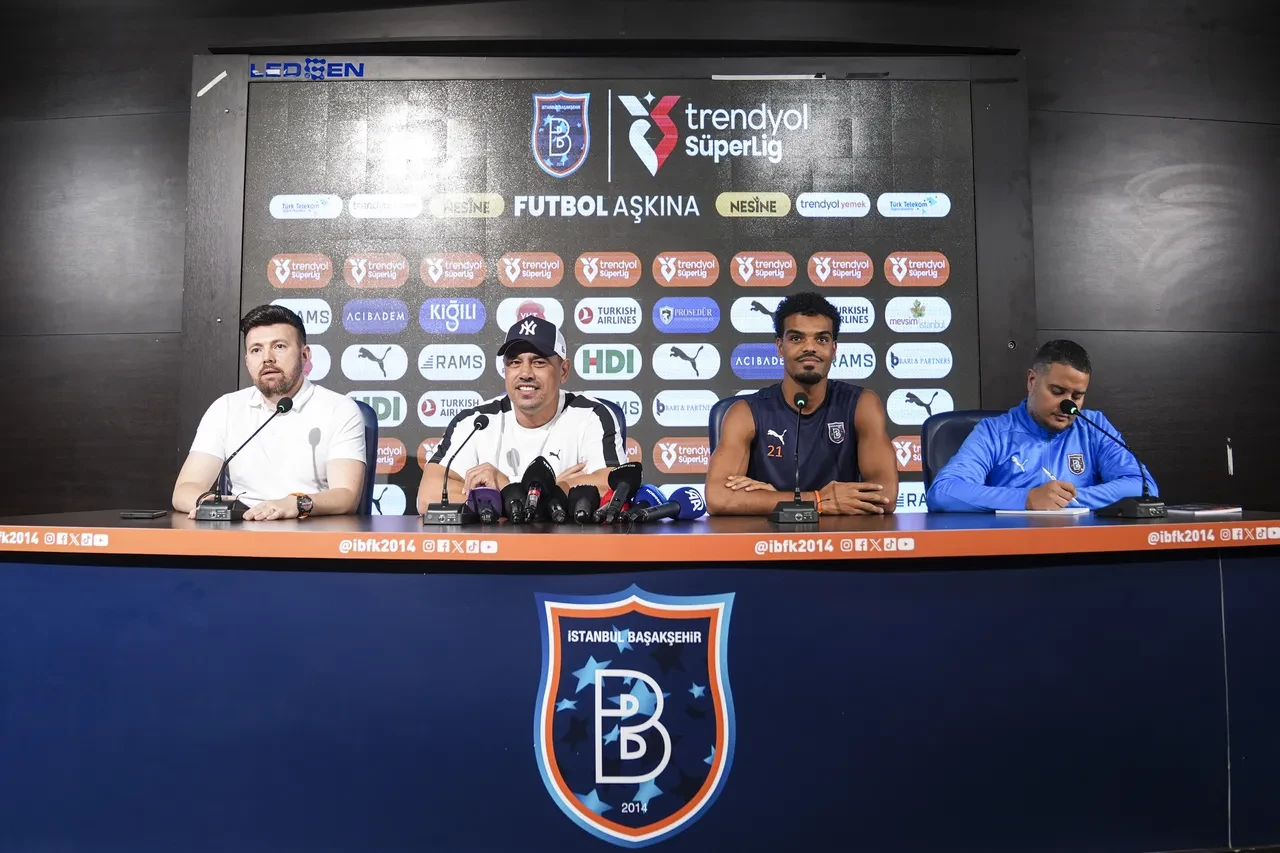 Başakşehir'den gövde gösterisi: Avrupa'da büyük zafer!