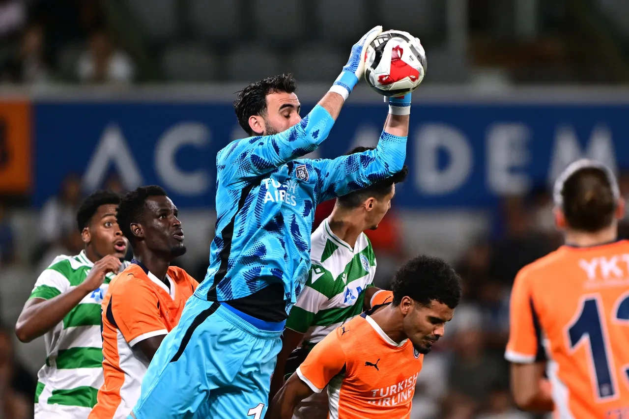 Başakşehir'den gövde gösterisi: Avrupa'da büyük zafer!