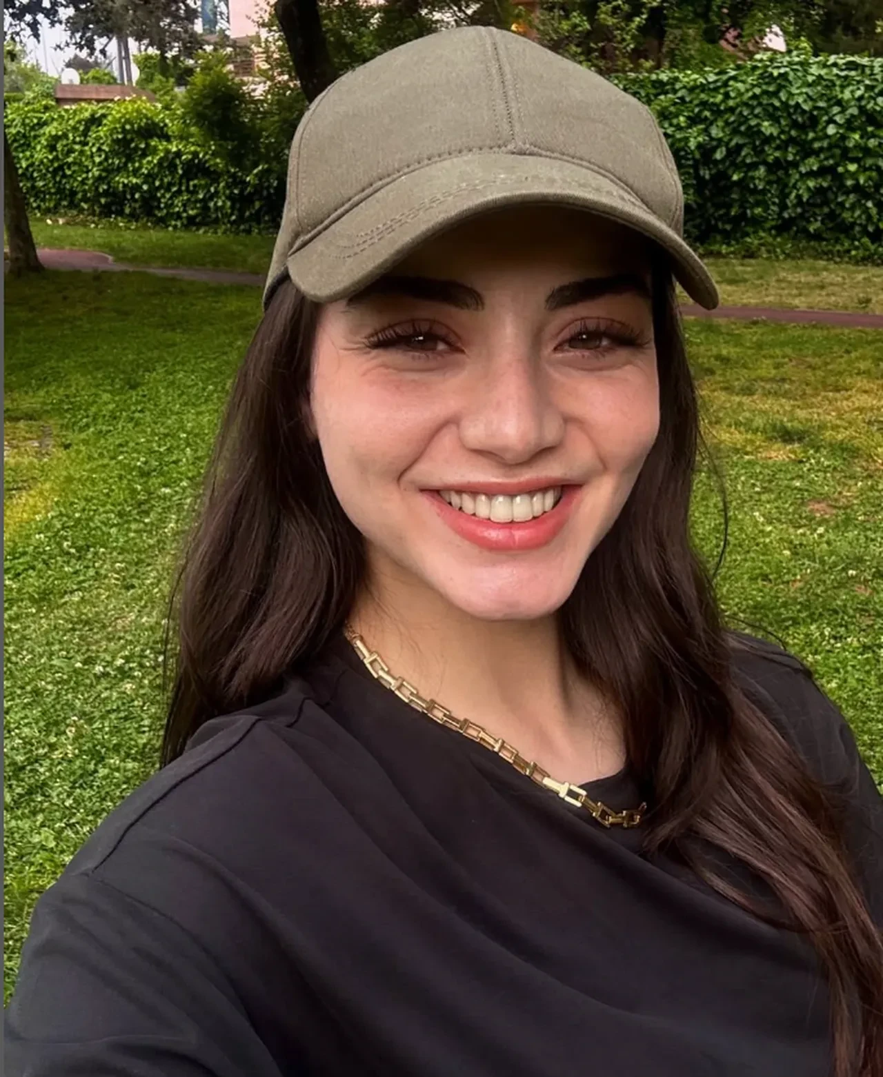 Kuruluş Osman dizisinde senaryo değişti bir diğer başrol oyuncusu da ayrıldı! Özge Törer hayranlarını yıktı