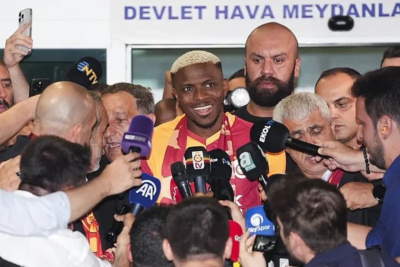 Sahaya çıkmadan kazandırdı! Galatasaray'a Victor Osimhen'den dev gelir
