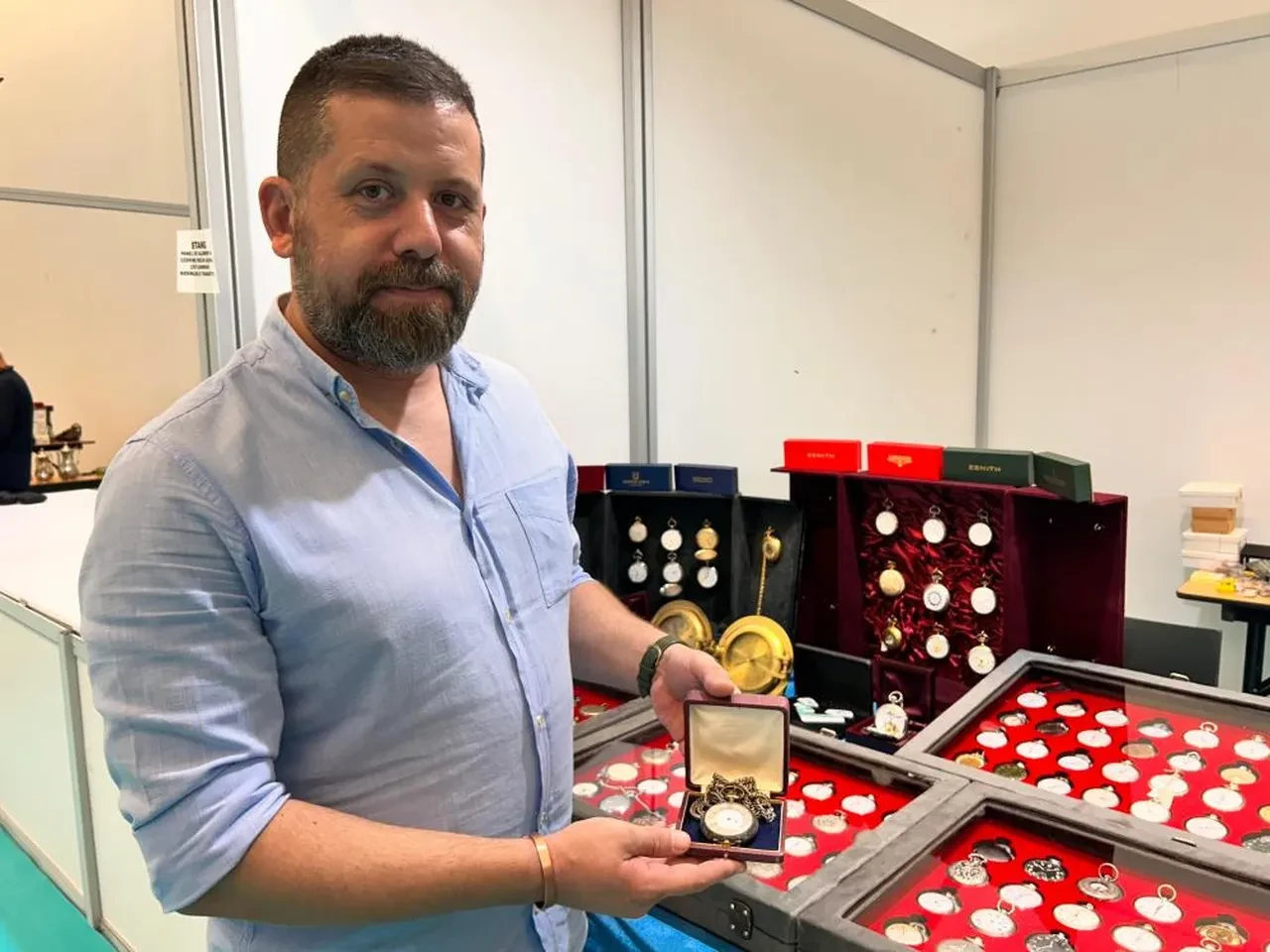 Sultan 2. Abdülhamid Han'ın namaz vakitlerini gösteren saatinin satış fiyatı belli oldu!