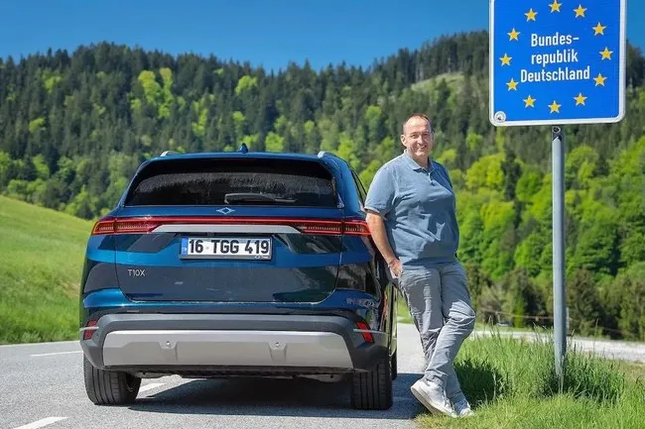 Togg Avrupa sahnesinde: Alman gazeteci T10X'i A'dan Z'ye inceledi