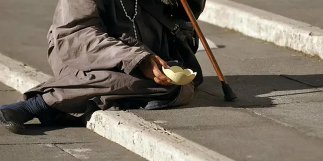 Ülkede dilencilik yasaklandı, çok ağır cezaları var!