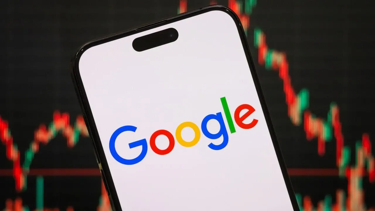 YouTube'da izlediğiniz videolar başınızı ağrıtabilir: Google'dan tepki çekecek karar