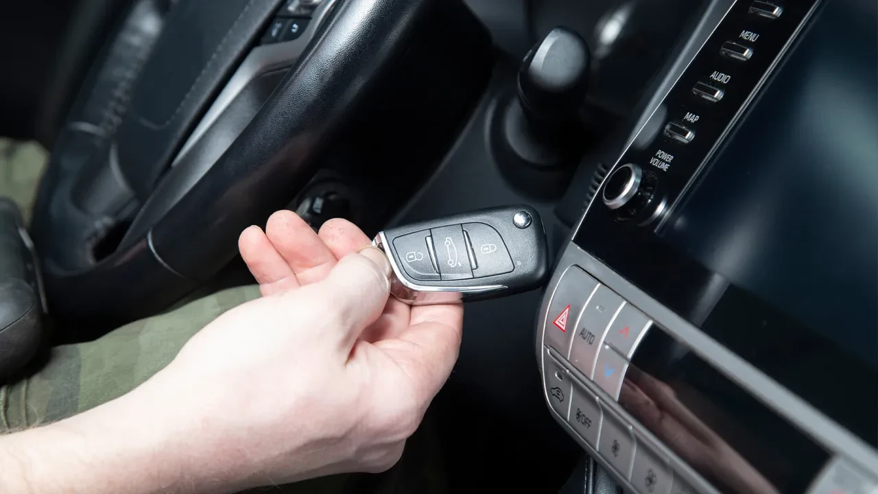 Araba anahtarları sadece kapı açmıyor! Meğer bu özellikleri de varmış…