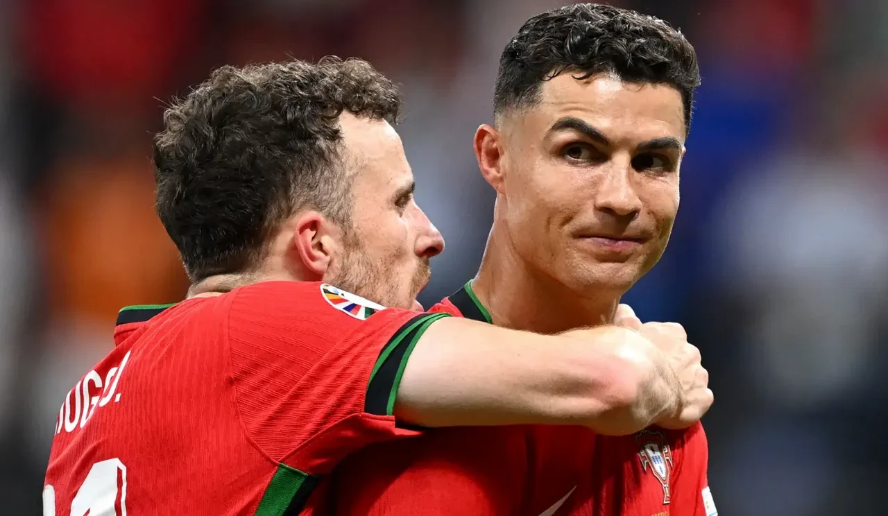 Cristiano Ronaldo, milli takım arkadaşı Jota'nın ölümüne tepki gösterdi: 'Mantıklı değil'