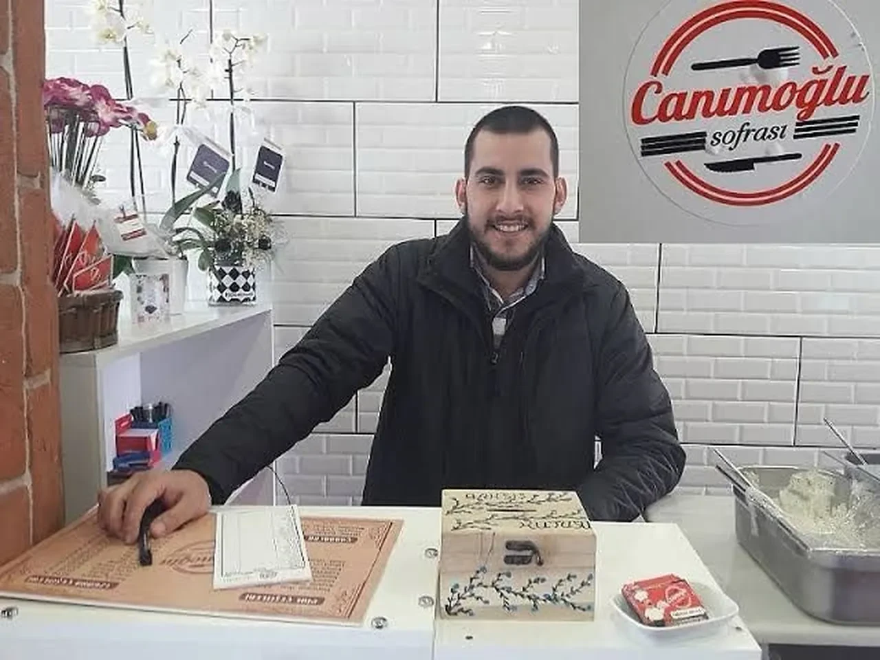 Dekont dolandırıcılığıyla aracını kaptırdı, şikayetine cevap bulamayınca baba ve oğulu vurdu