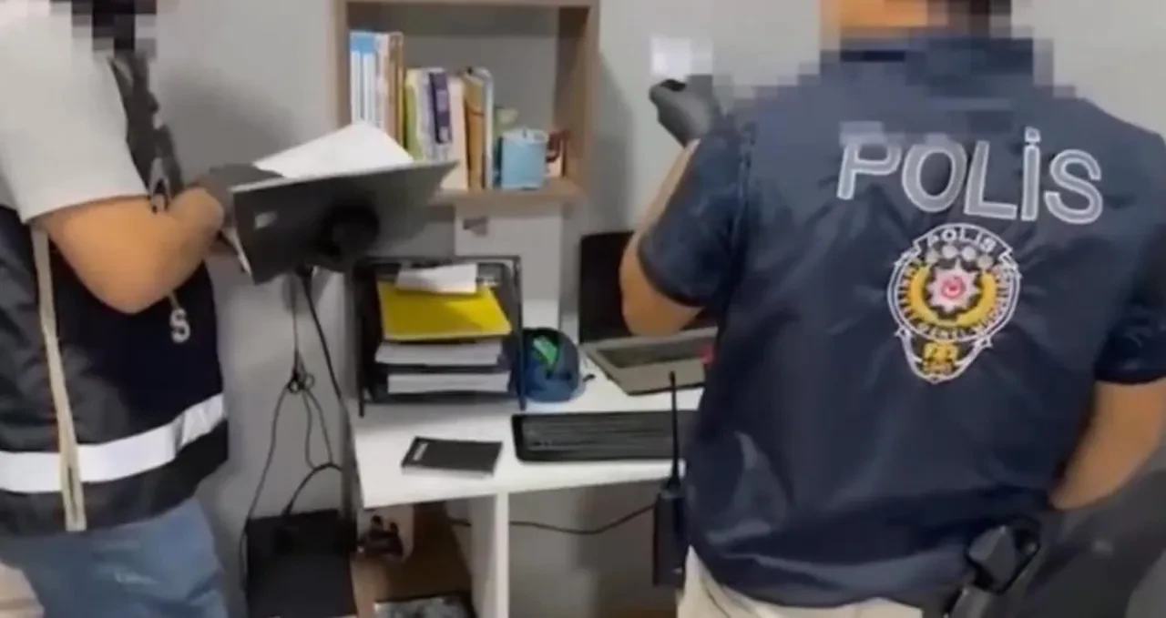 Ehliyet sınavında joker vurgunu! 56 kişi gözaltına alındı