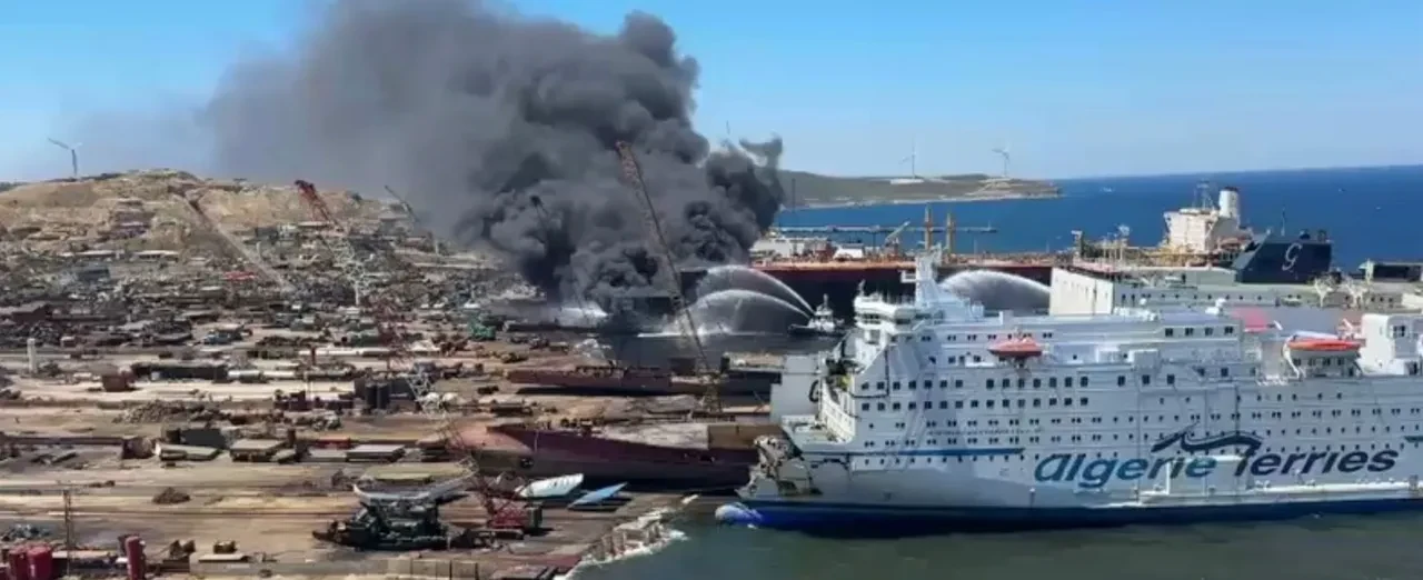 Gemide korku dolu anlar! Yangın 16 saat sonra söndürüldü!