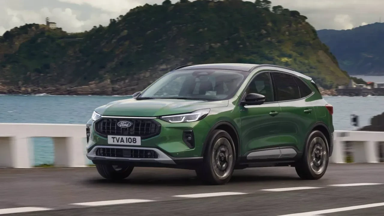 Her benzinli araç ekonomik değil! 2025'in en çok yakan otomobilleri sizi bir hayli şaşırtacak