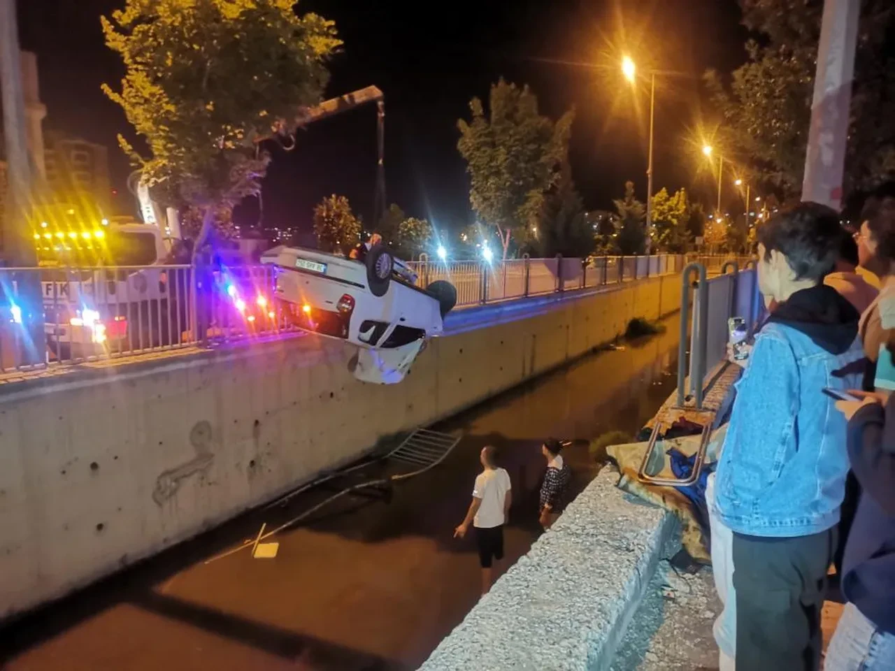 Kayseri'de korkunç kaza! Kontrolü kaybedip kanala uçtu