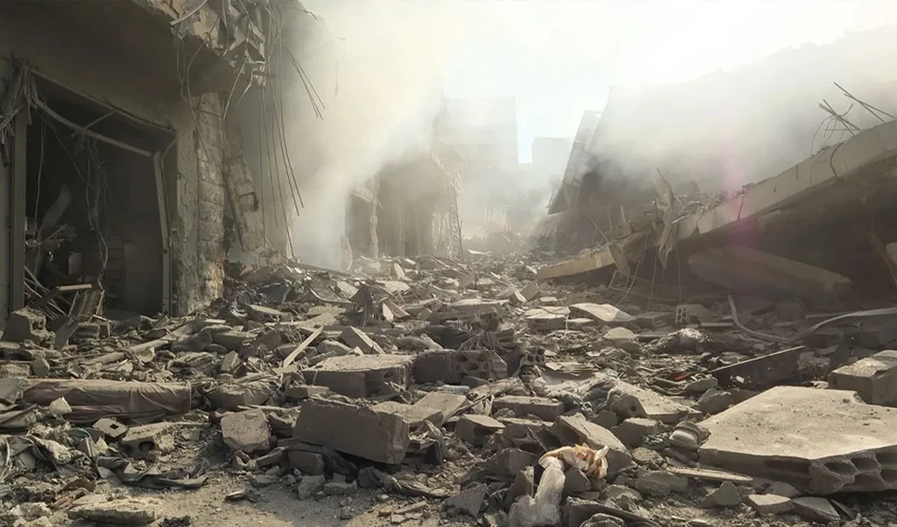 Savaşta yıkılan atölyesini yeniden inşa etti! İsrail patlayıcılarla havaya uçurdu