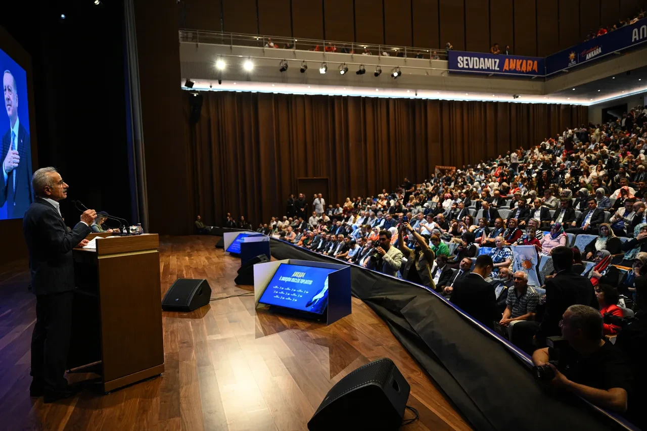 Ankara'ya metro müjdesi! Bakan Uraloğlu duyurdu: 2 aya bitmiş olacak