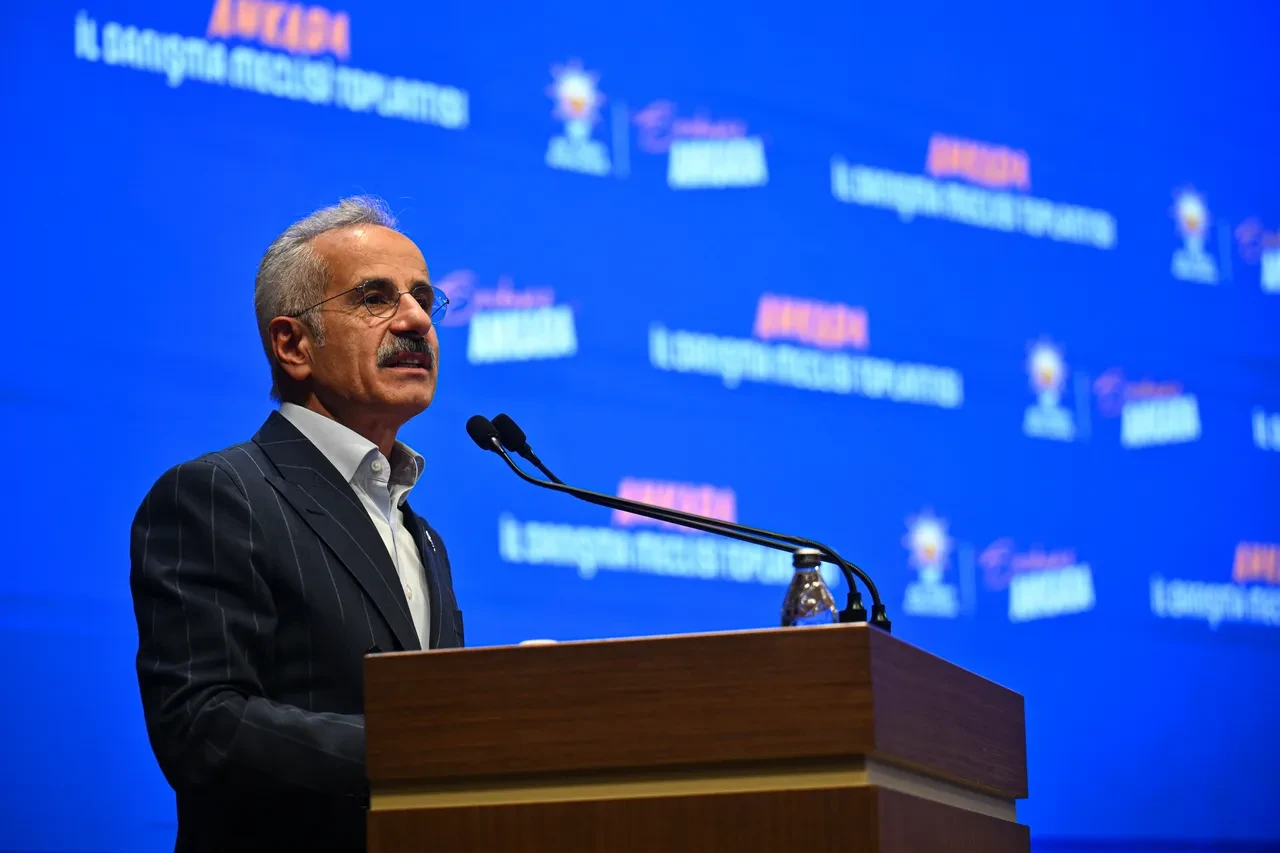 Ankara'ya metro müjdesi! Bakan Uraloğlu duyurdu: 2 aya bitmiş olacak