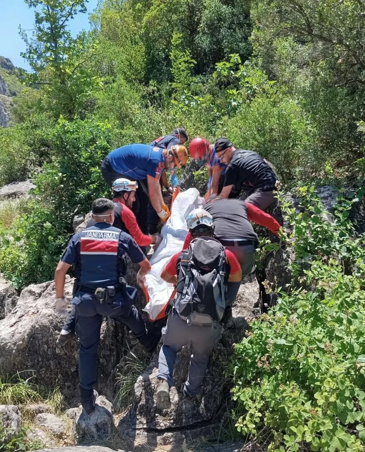 Genç adamdan acı haber! Ballıkayalar'da ölü bulundu
