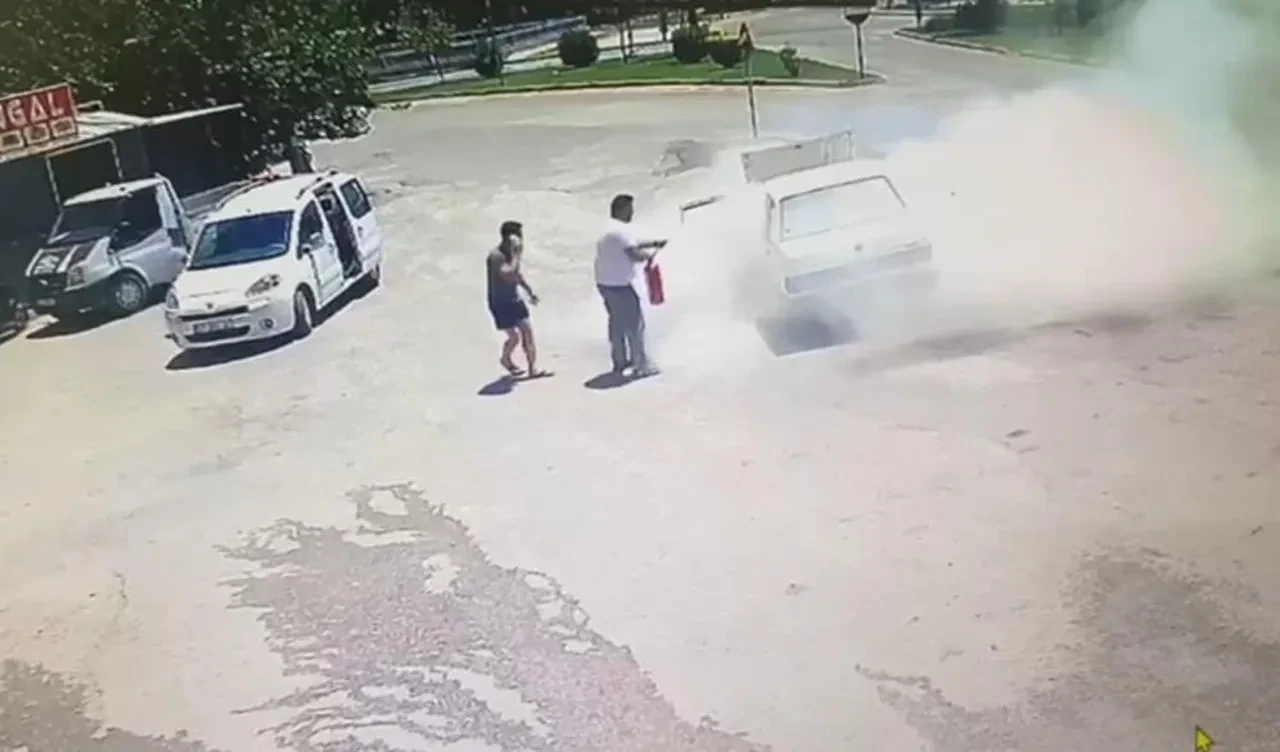 Marketten çıkıp Tofaş aracına bindi, 10 metre sonra dumana boğuldu