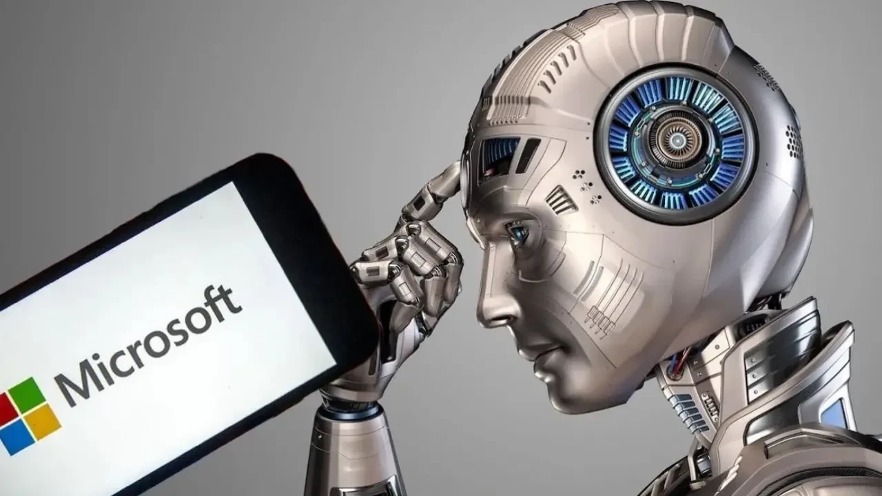 Microsoft yöneticisinden, işten çıkarılanlara 'bir garip' tavsiye! Paylaşımını silmek zorunda kaldı