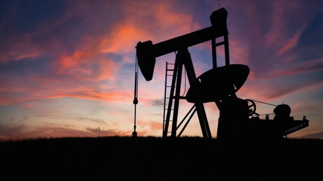 OPEC+ ülkelerinden petrol kararı: 8 ülke Ağustos'ta üretim artışına gidecek